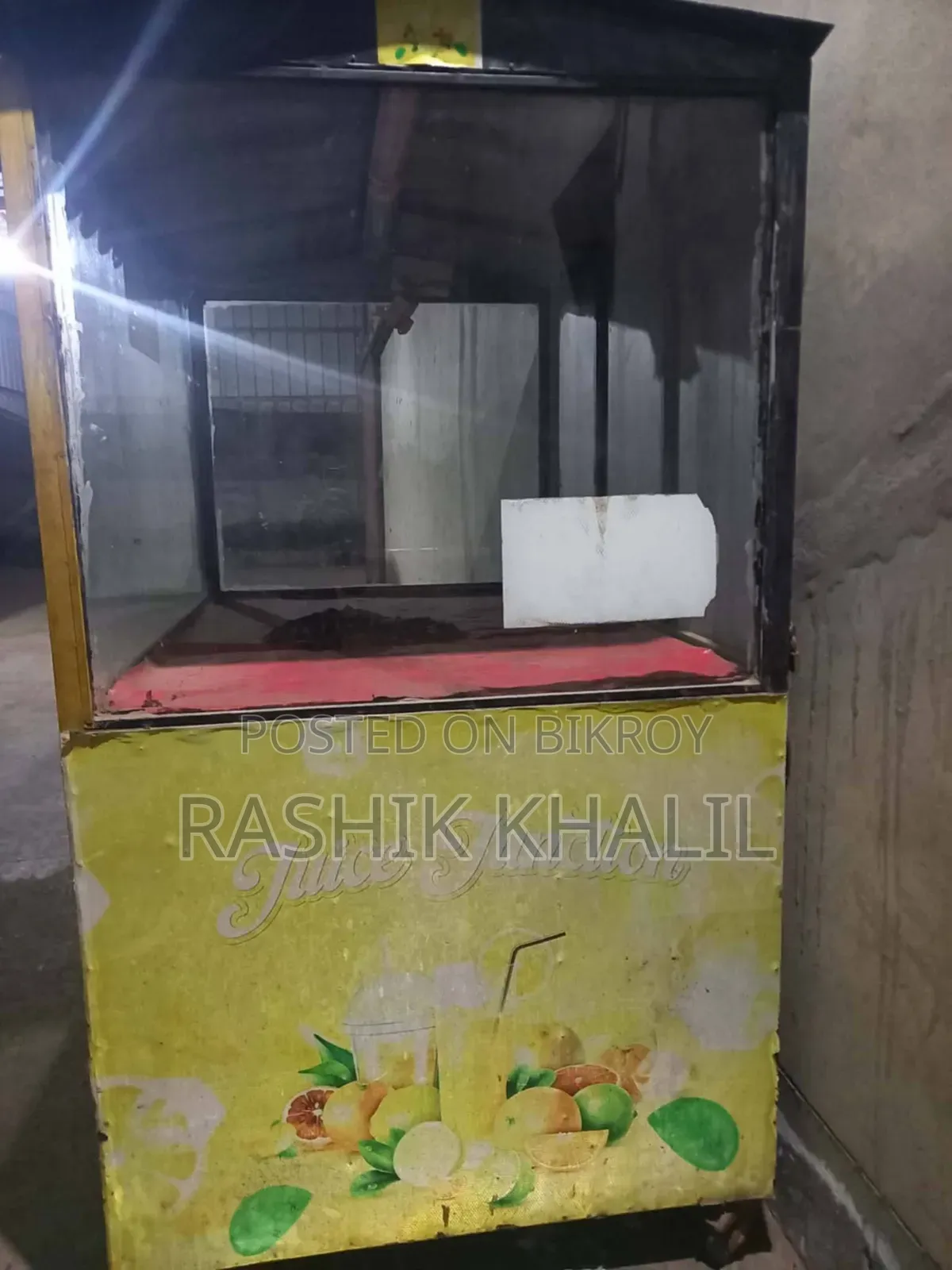Food Cart With Glass