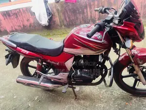 Dayun Deviser 2014 Red