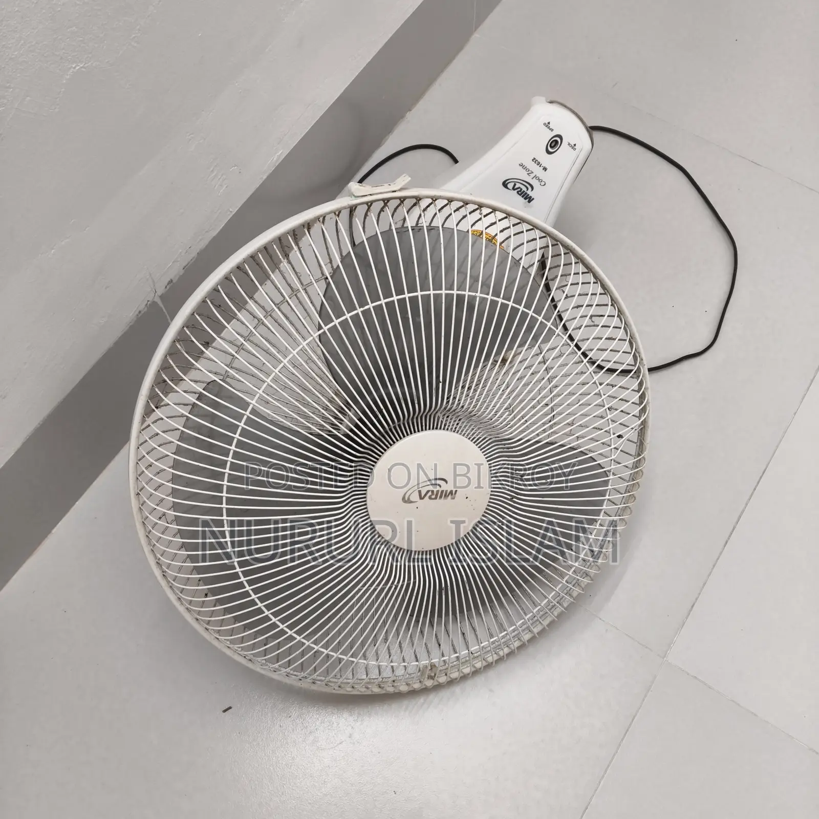 মিরা অরিজিনাল থাইল্যান্ড ওয়াল মুভিং ফ্যান