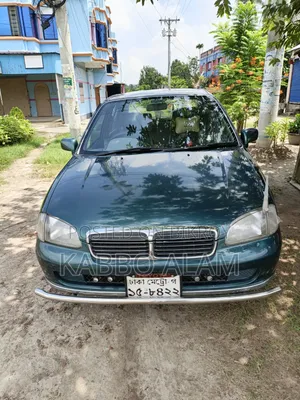 টয়োটা স্টারলেট ২০০০ সবুজ