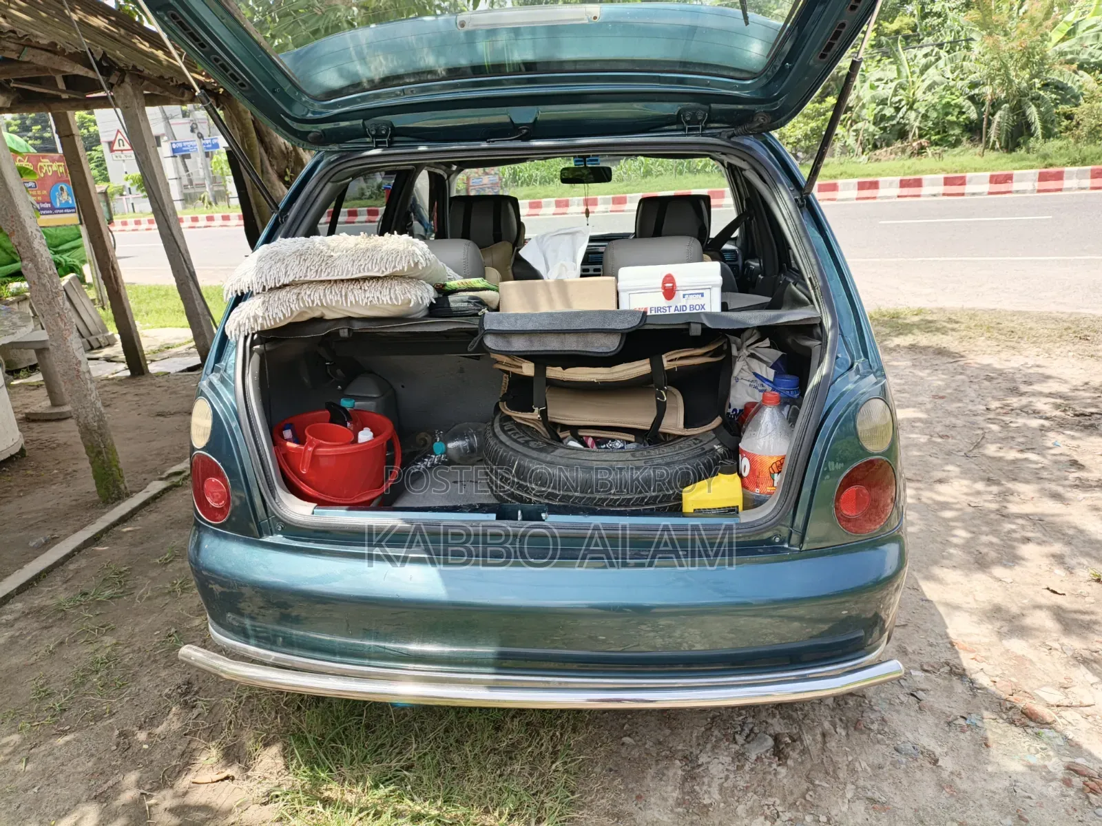 টয়োটা স্টারলেট ২০০০ সবুজ