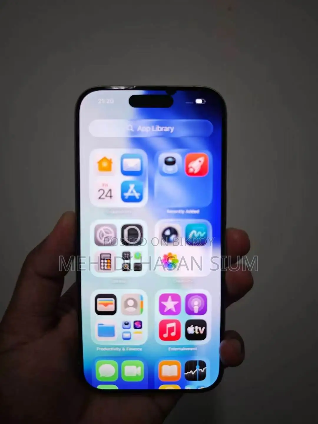 অ্যাপল আইফোন ১৫ প্রো ১২৮ জিবি সিলভার