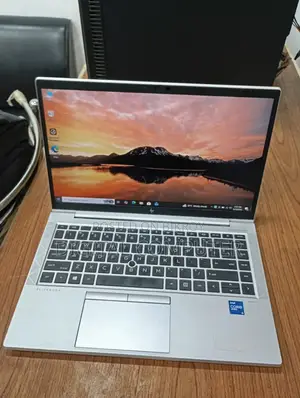 Laptop HP EliteBook 840 G8 16GB Intel Core i5 SSD 256GB