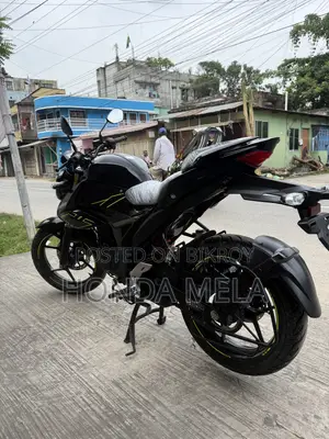 Suzuki Gixxer 2025 Black