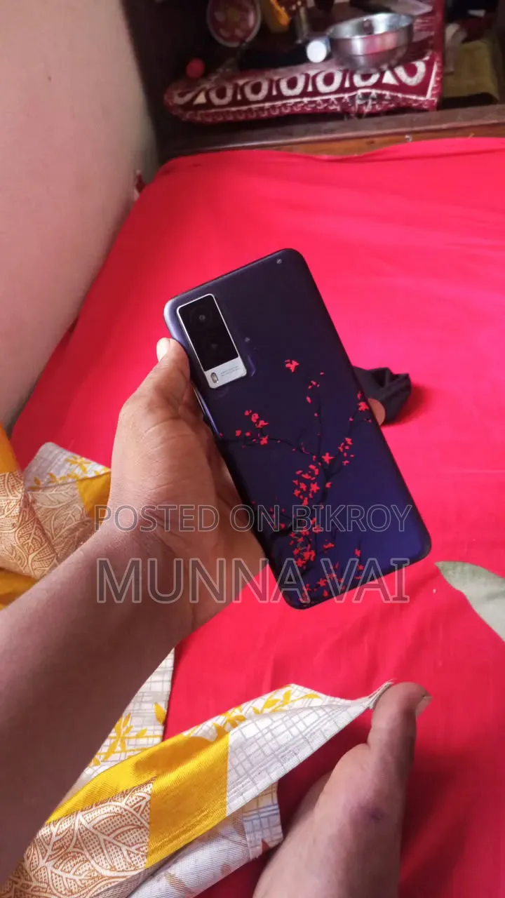 Vivo V21e 128 GB Blue