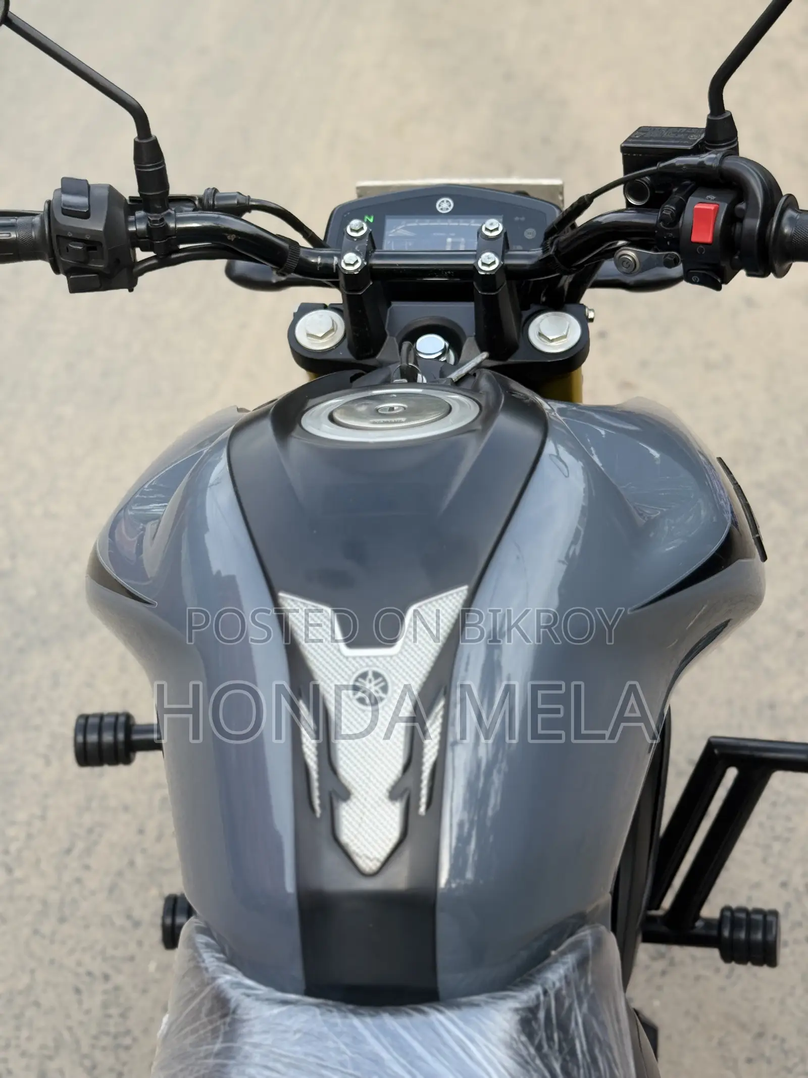 Yamaha FZS V3 2023 Gray