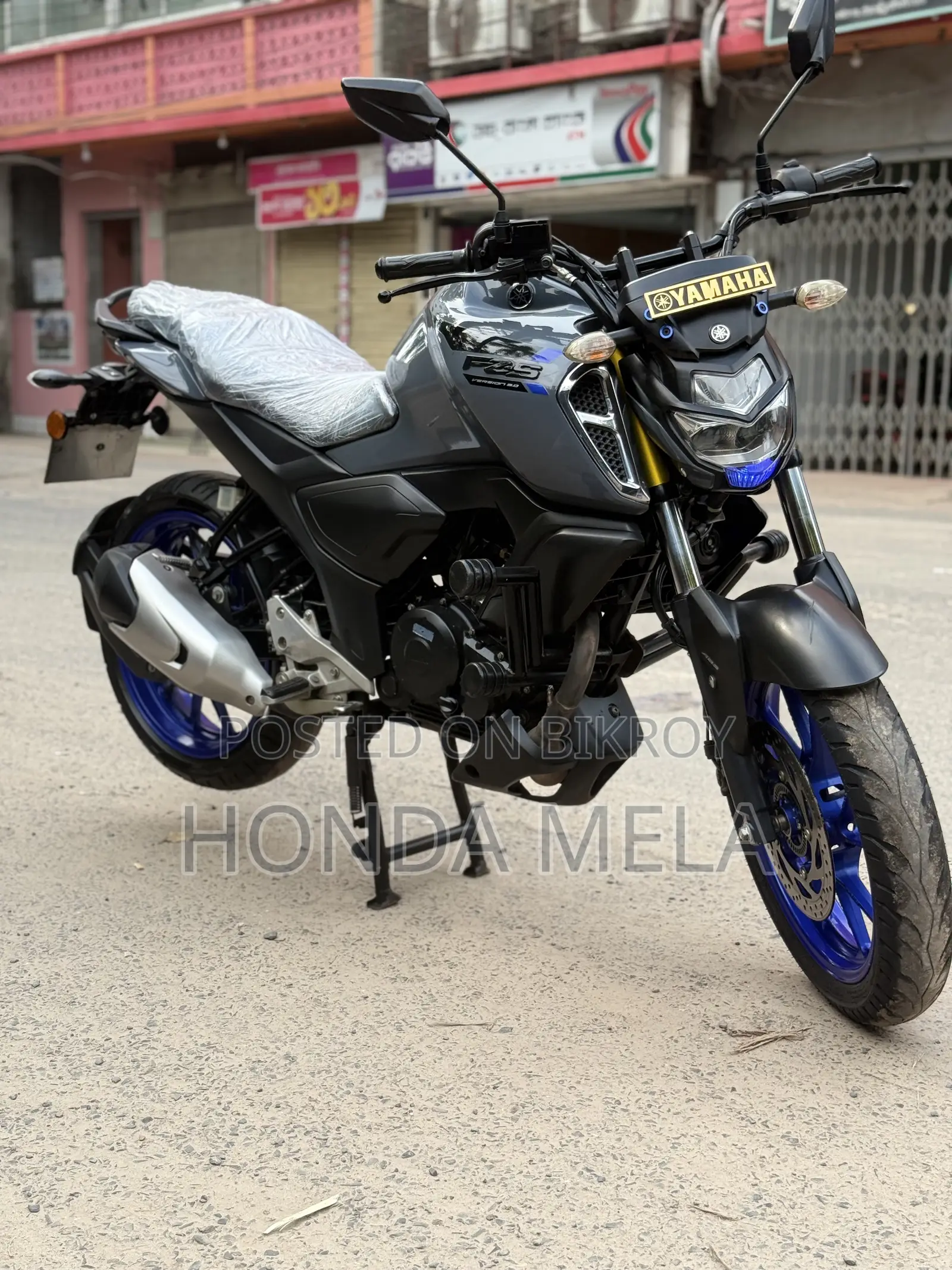 Yamaha FZS V3 2023 Gray