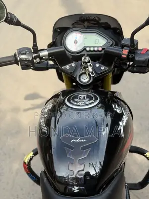 Bajaj Pulsar 150 2020 Black