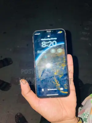 New Apple iPhone XS 64 GB Gold