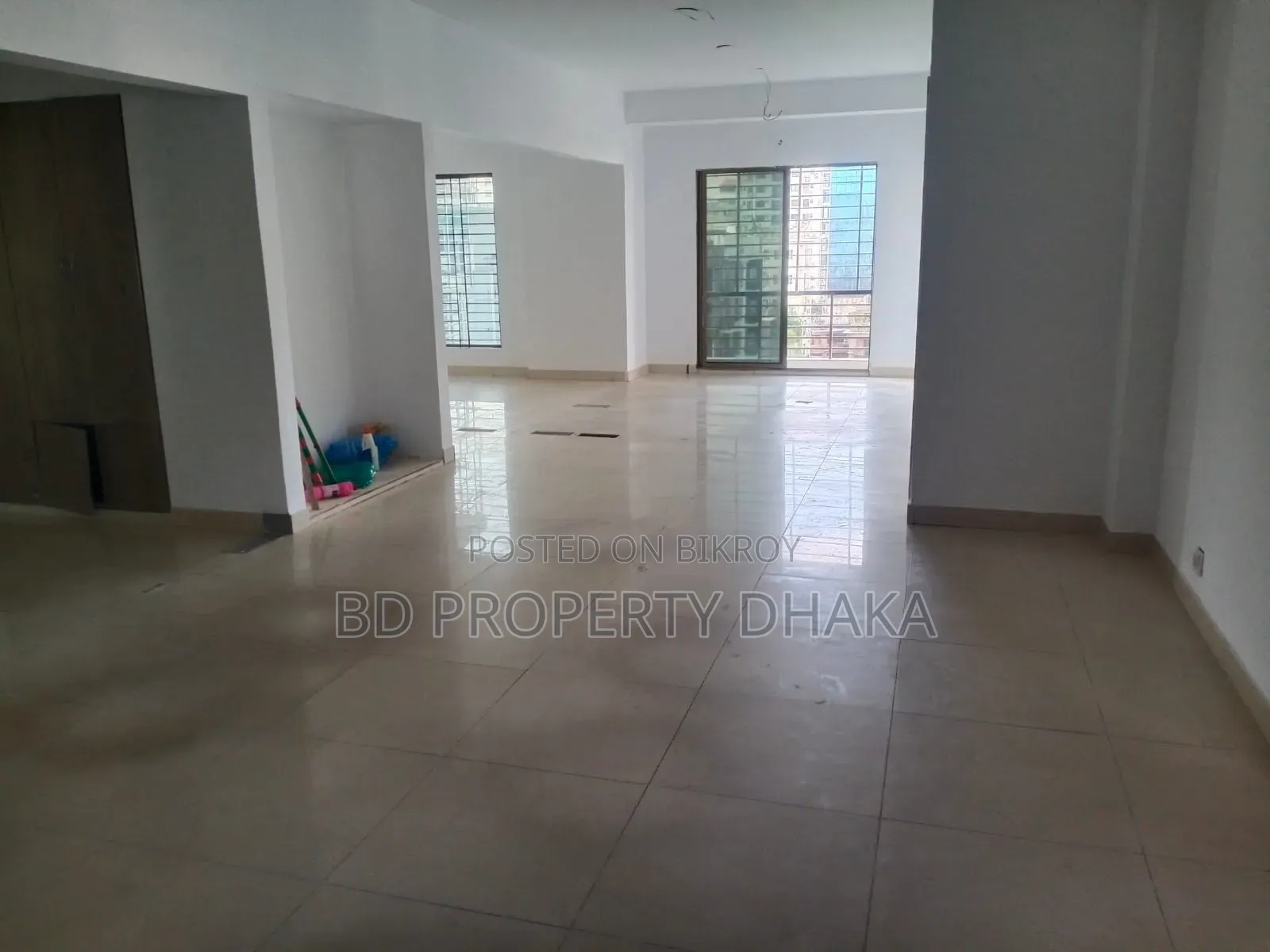 6300 SQFT 2flat Nice Building Office Space Rent in Banani
