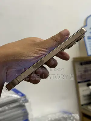Apple iPhone 16 Pro 128 GB Gold