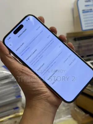 Apple iPhone 16 Pro 128 GB Gold
