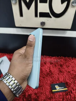 Vivo X200 FE 256 GB Silver