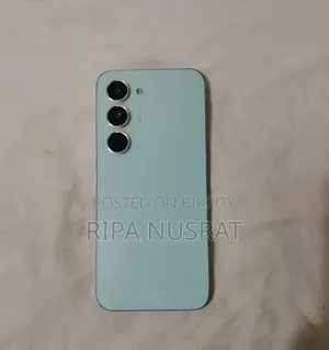 টেকনো স্পার্ক ৪০ প্রো ১২৮ জিবি