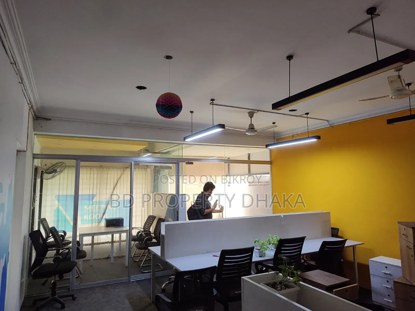 3600 SQFT Nice Open Office Space Rent in Banani