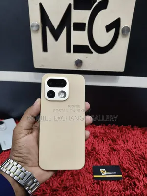 Realme 16 Pro 256 GB Bronze