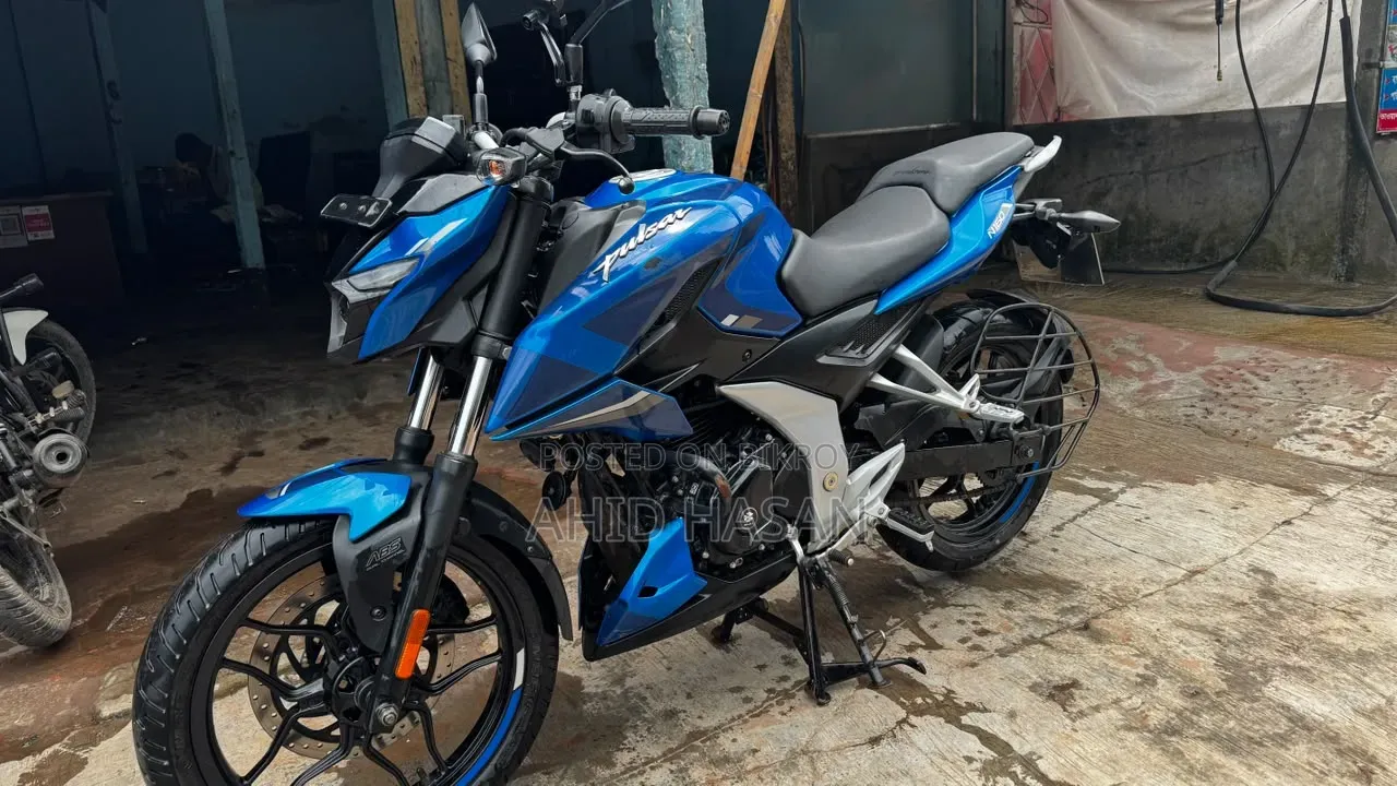Bajaj Pulsar N160 2024 Blue