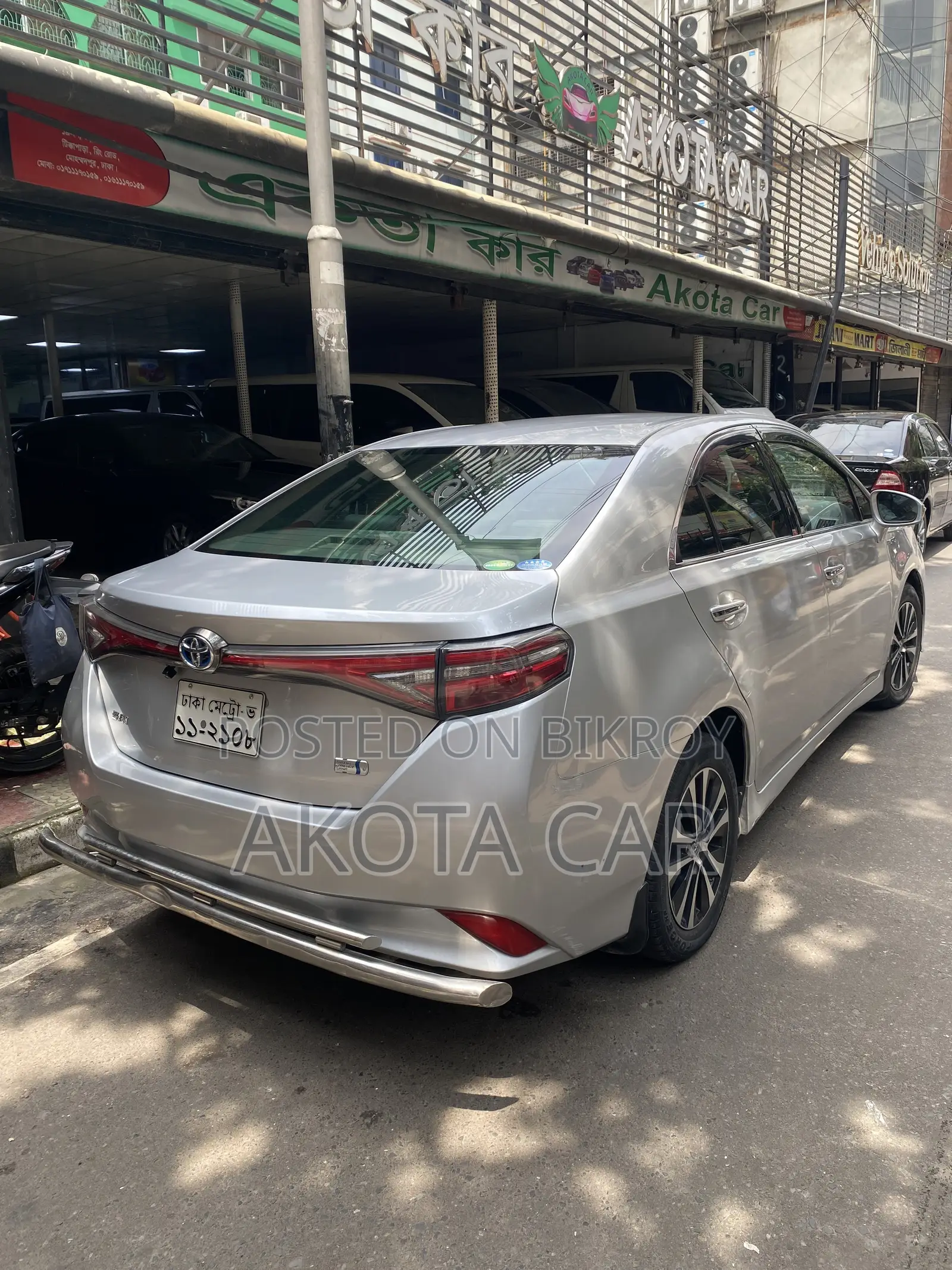 টয়োটা সাই ২.৪ হাইব্রিড এফডব্লিউডি ২০১৪ সিলভার