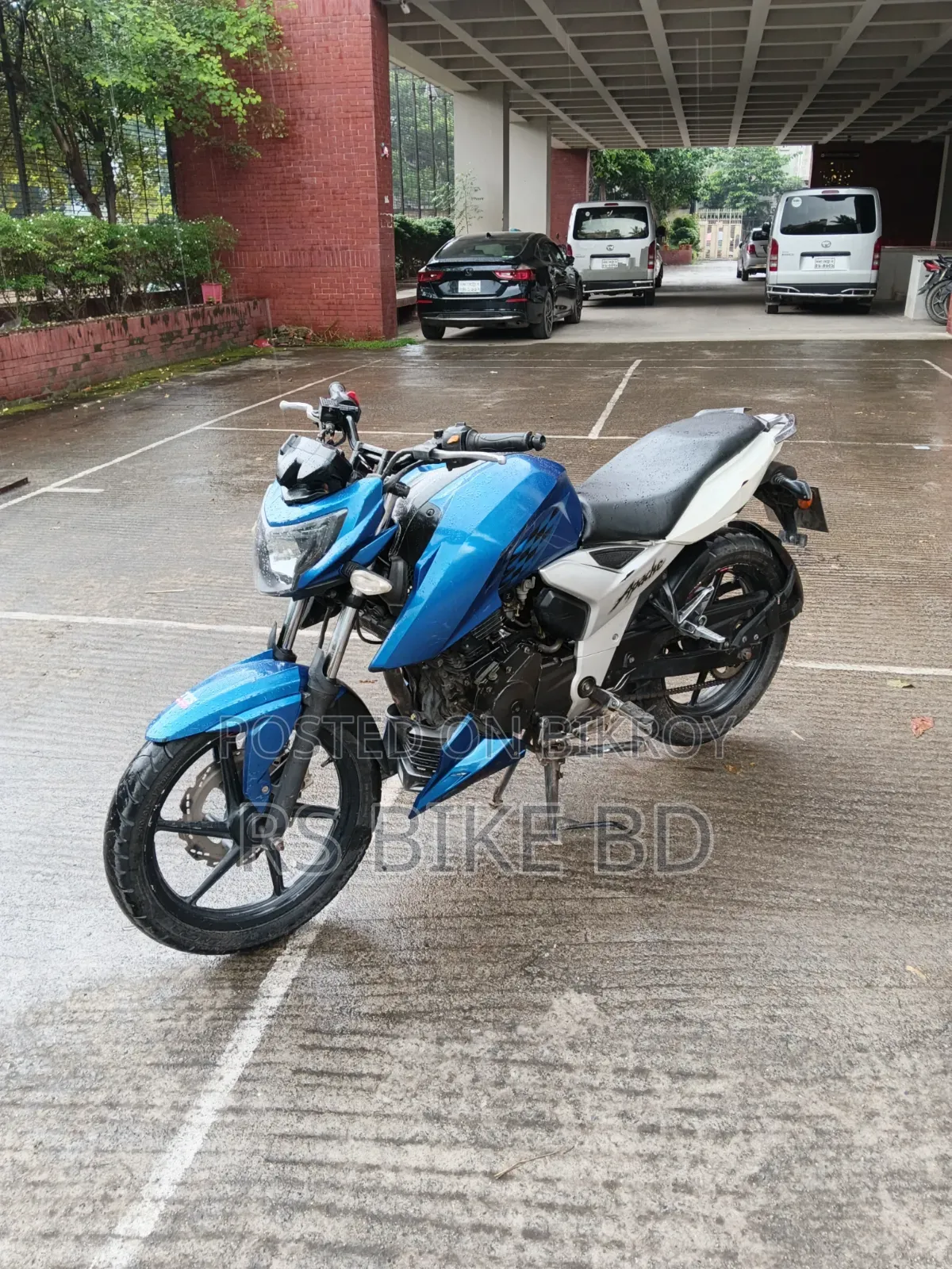 টিভিএস অ্যাপাচে ১৬০ ৪ভি ২০১৯ নীল