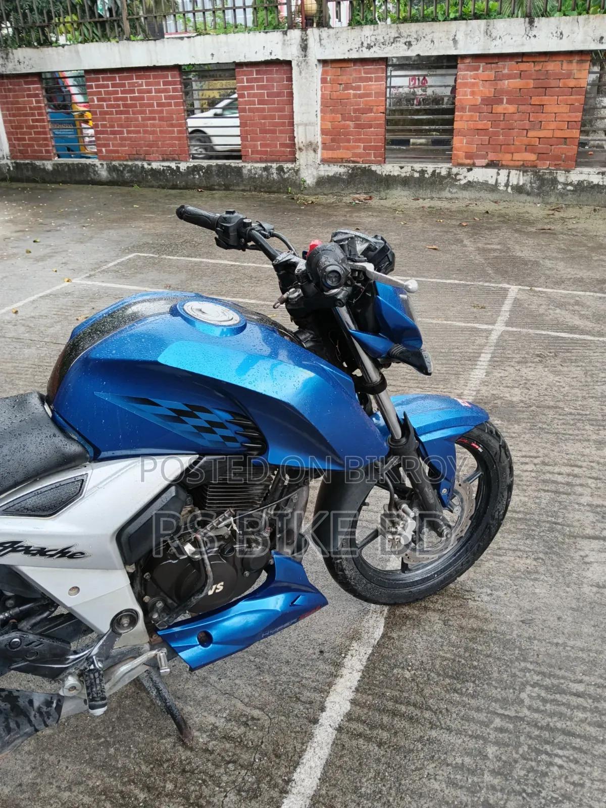 টিভিএস অ্যাপাচে ১৬০ ৪ভি ২০১৯ নীল
