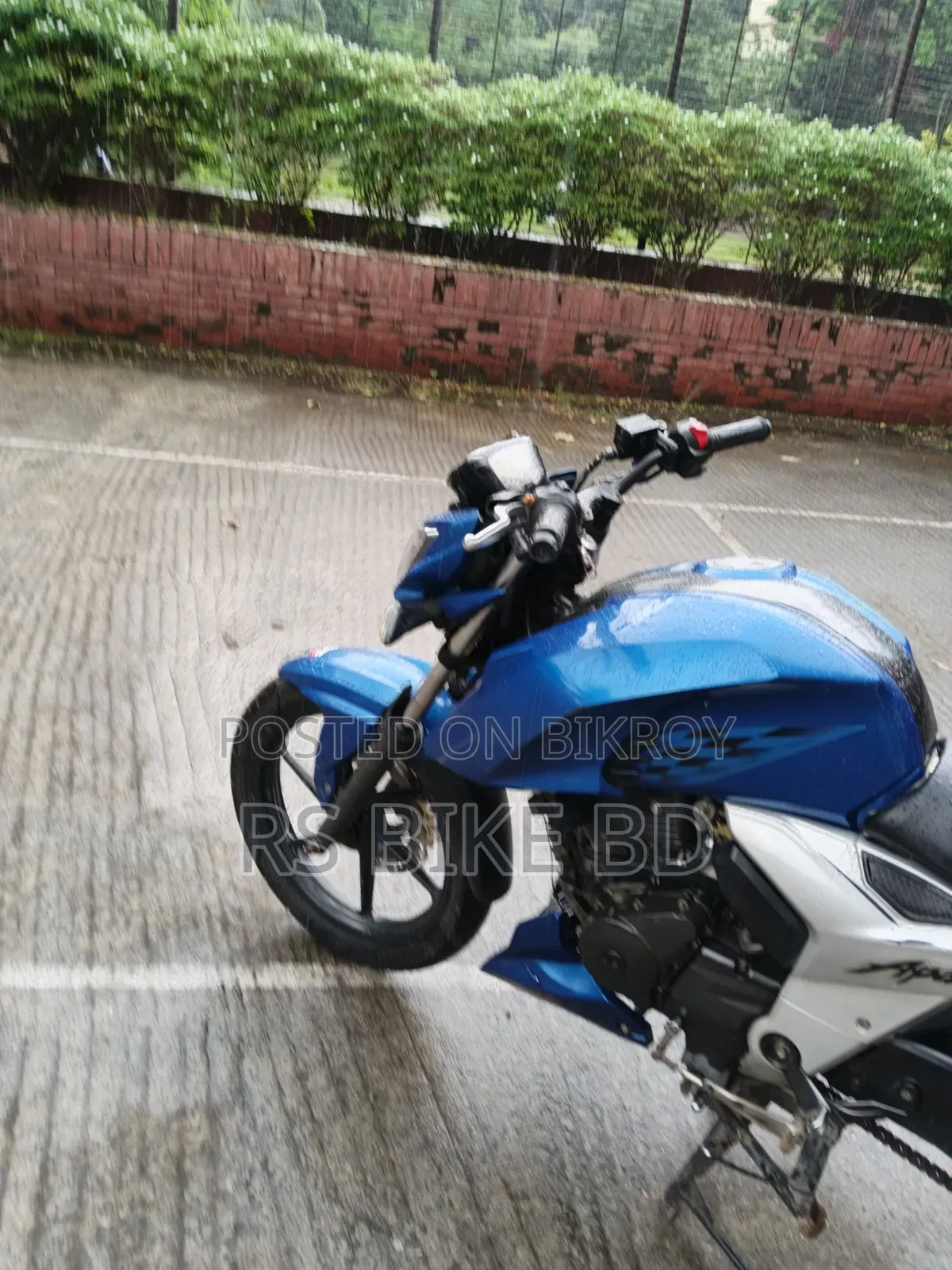 টিভিএস অ্যাপাচে ১৬০ ৪ভি ২০১৯ নীল
