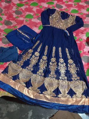 জর্জেট গরওয়ার উপরে জরি সুতা ওয়ার্ক