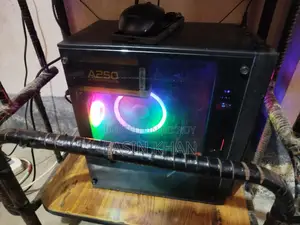 Desktop Computer 4GB AMD SSD 256GB