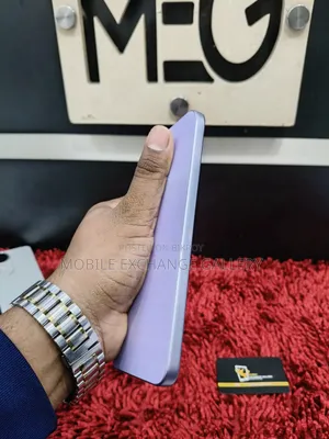 Vivo V70 256 GB Orange