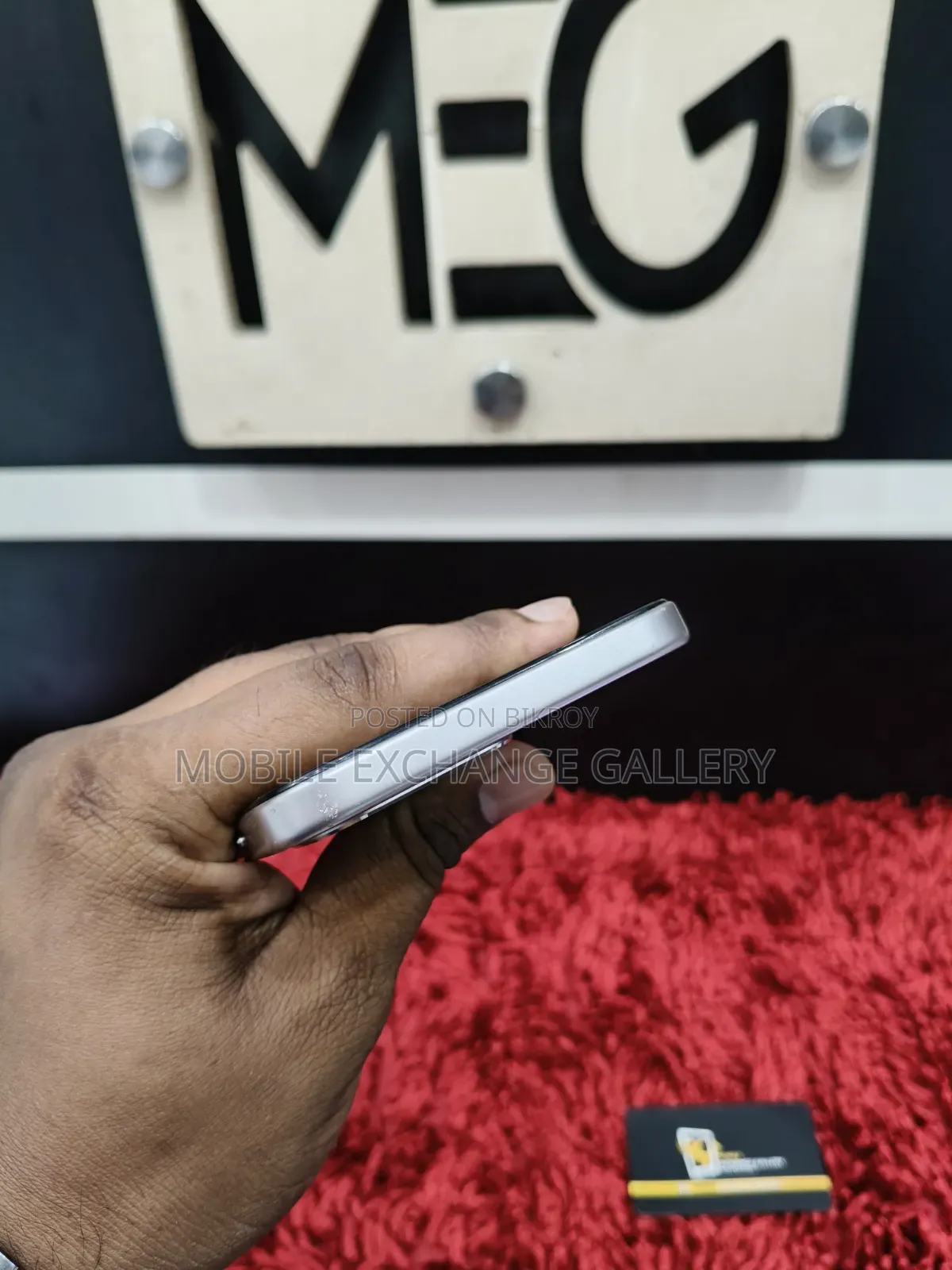 অপ্পো এ৬ প্রো ৫জি ১২৮ জিবি সোনালী