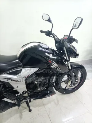 টিভিএস এপাছি আরটিআর ১৬০ ৪ভি ২০২৪ কালো