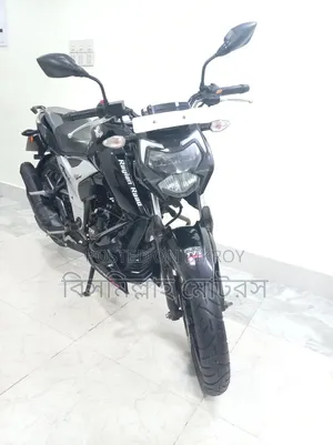 TVS Apache RTR 160 4V 2024 Black