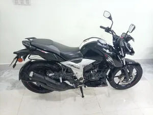 TVS Apache RTR 160 4V 2024 Black