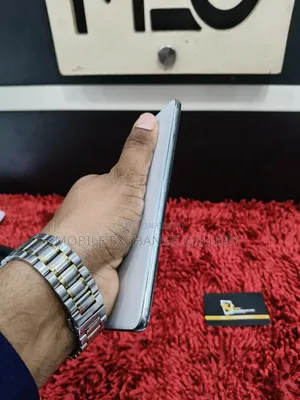 Vivo V50e 128 GB White