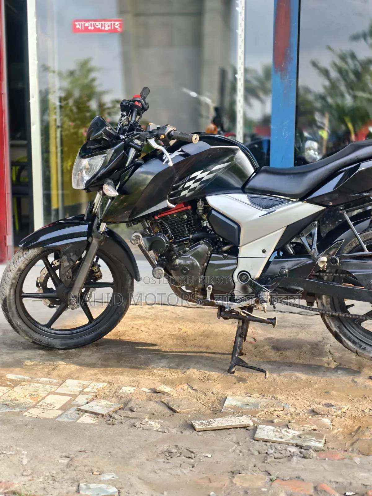 টিভিএস আপাচি আরটিআর ১৬০ ৪ভি ২০২০ কালো