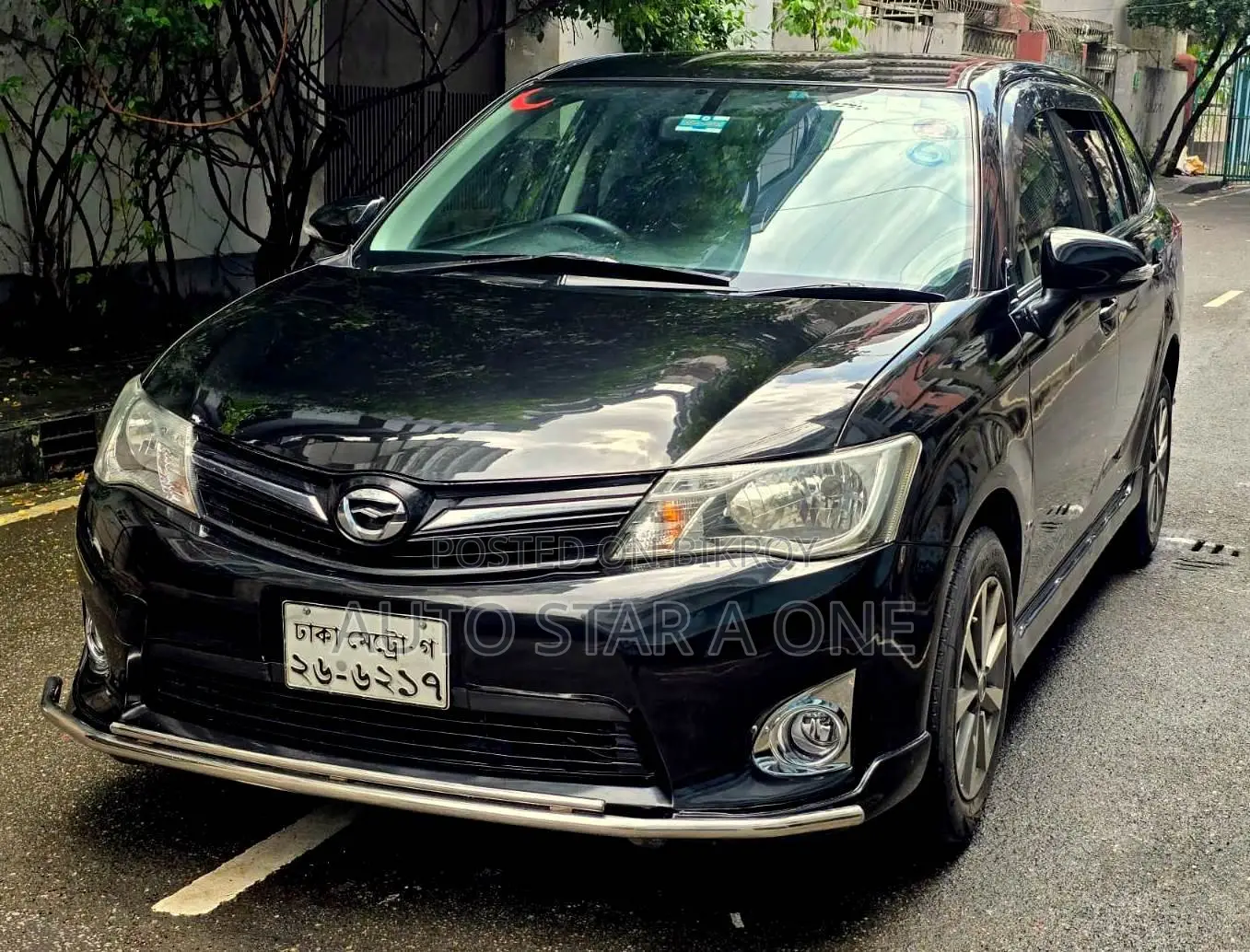 Toyota Corolla Fielder 1.5 Petrol All-Wheel Drive 2012 Black