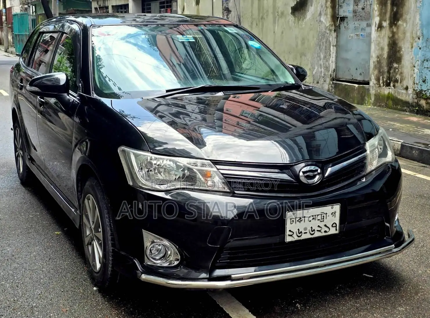 Toyota Corolla Fielder 1.5 Petrol All-Wheel Drive 2012 Black