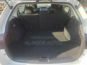 Toyota Corolla Fielder 1.5 Hybrid Front-Wheel Drive 2021 White