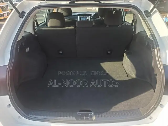 Toyota Corolla Fielder 1.5 Hybrid Front-Wheel Drive 2021 White