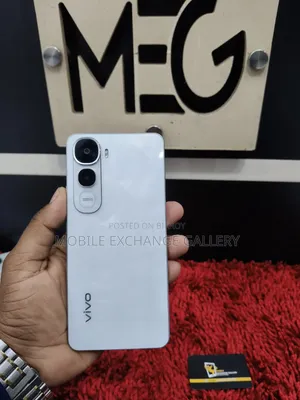 Vivo Y400 128 GB White
