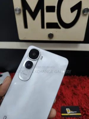 Vivo Y400 128 GB White