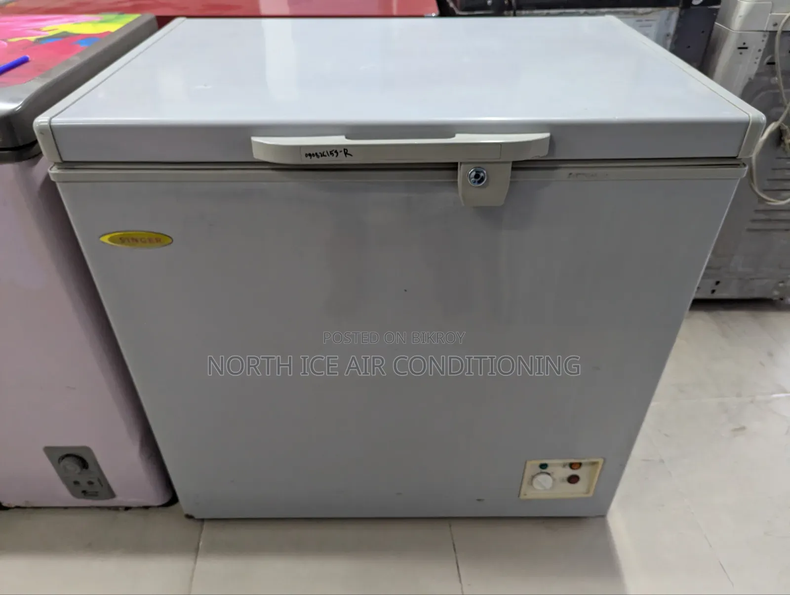 Singer White Colour Deep Freezer 205 Ltr.