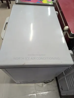 Singer White Colour Deep Freezer 205 Ltr.