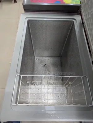 Singer White Colour Deep Freezer 205 Ltr.