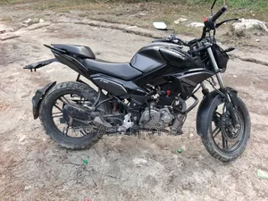 Hero Xtreme 125R 2025 Black
