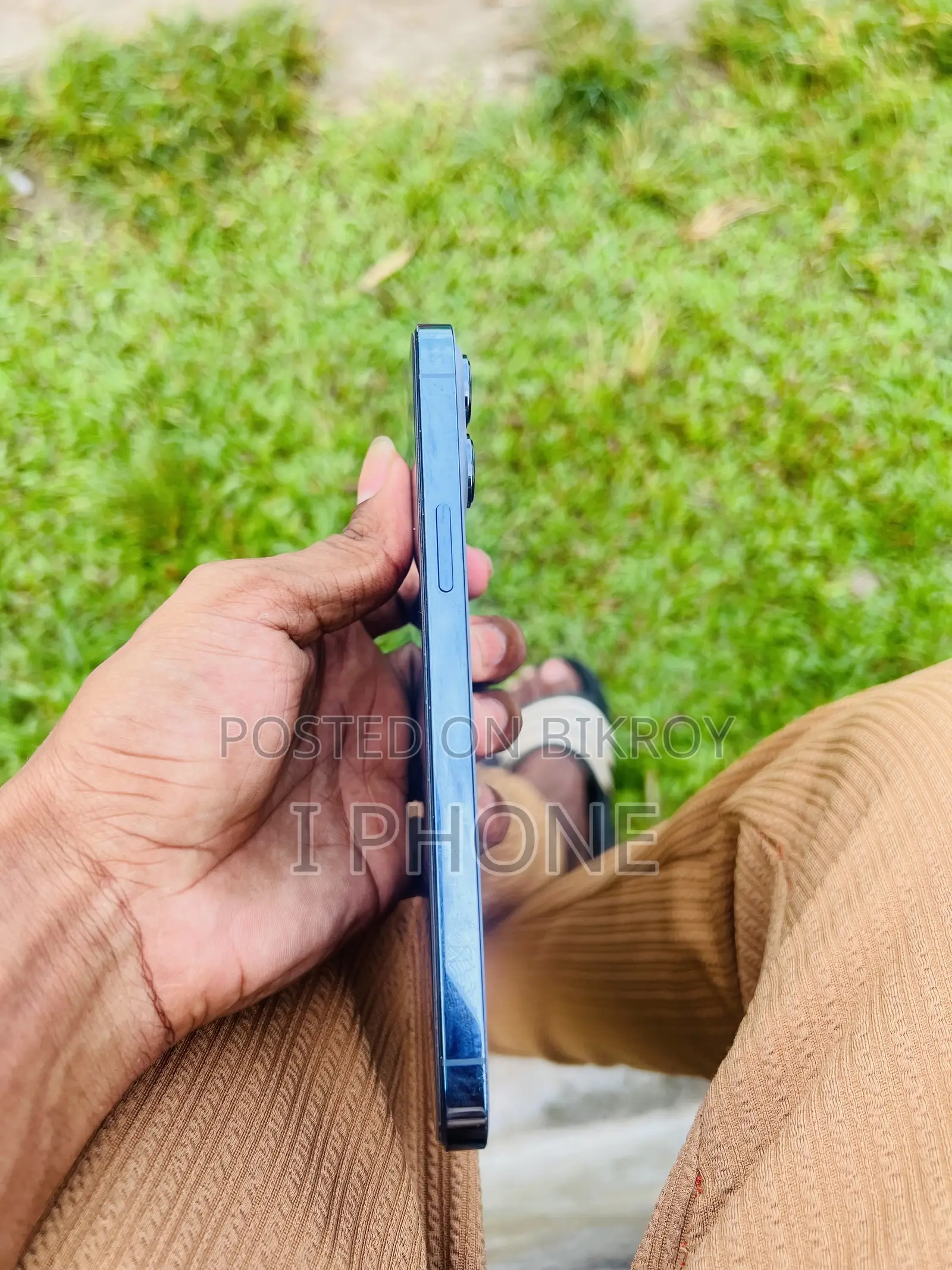 অ্যাপল আইফোন ১৩ প্রো ম্যাক্স ১২৮ জিবি নীল