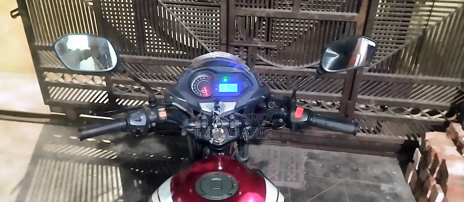 রানার টার্বো ভি২ ২০২১ লাল