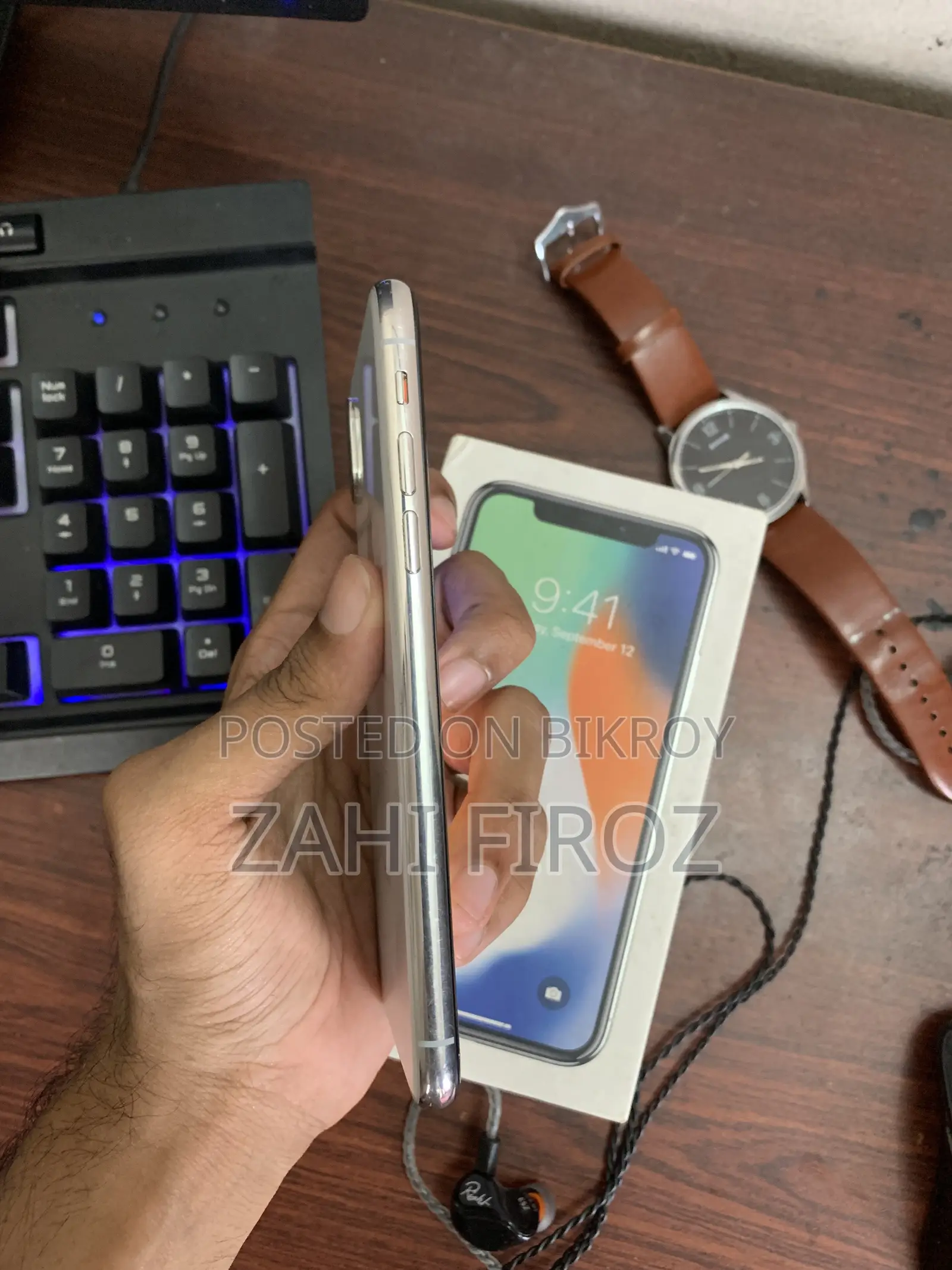 অ্যাপল আইফোন এক্স ৬৪ জিবি হোয়াইট