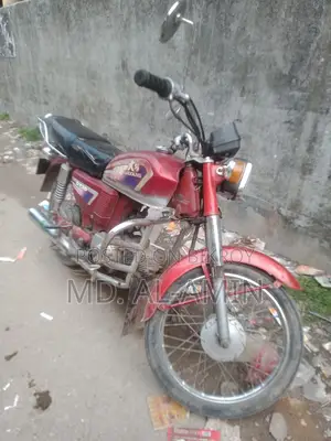 Dayang DY100T-6M 1973 Red