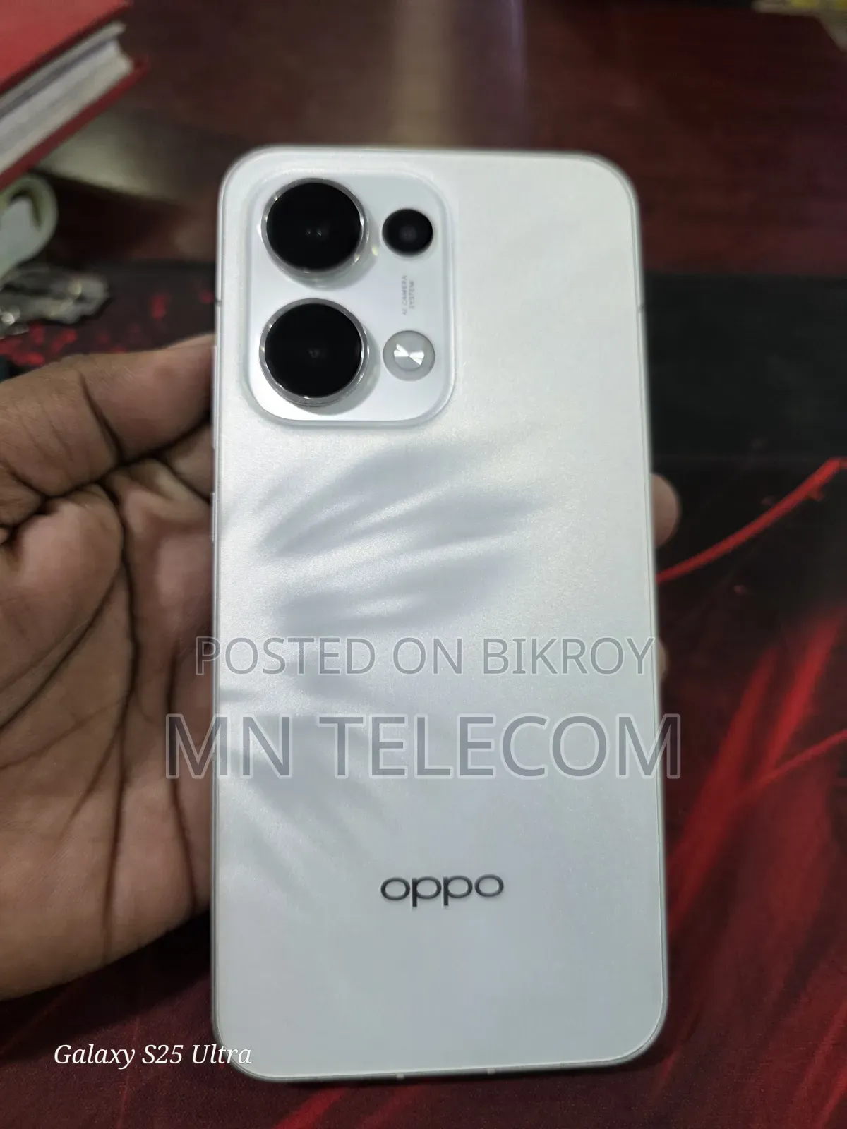 অপো রেনো ১৩ ২৫৬ জিবি হোয়াইট