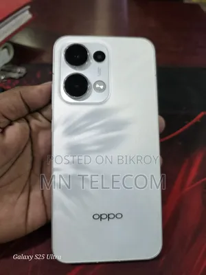 অপো রেনো ১৩ ২৫৬ জিবি হোয়াইট